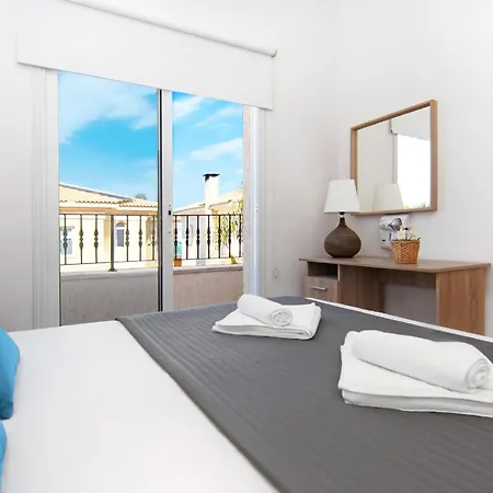 Alyson Villa Paralimni