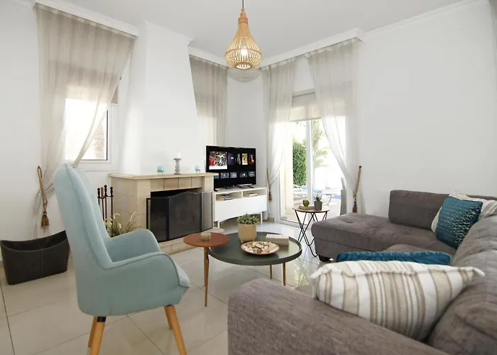 Villa Alyson Paralimni