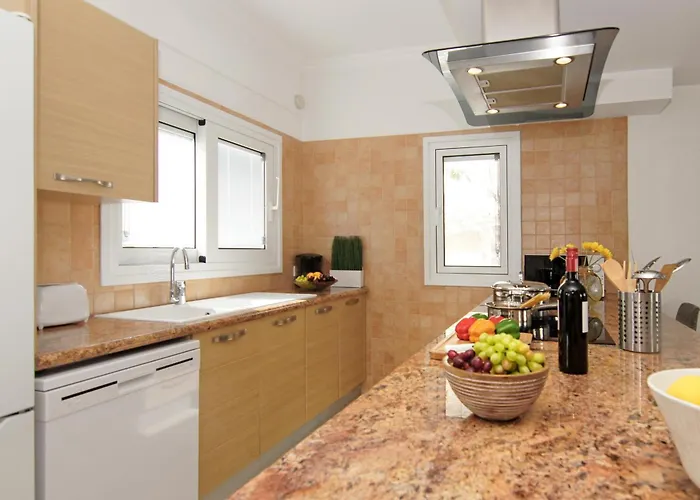 Alyson Villa Paralímni